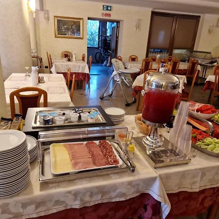 Hotel Ai Sette Nani Sistiana Eksteriør bilde