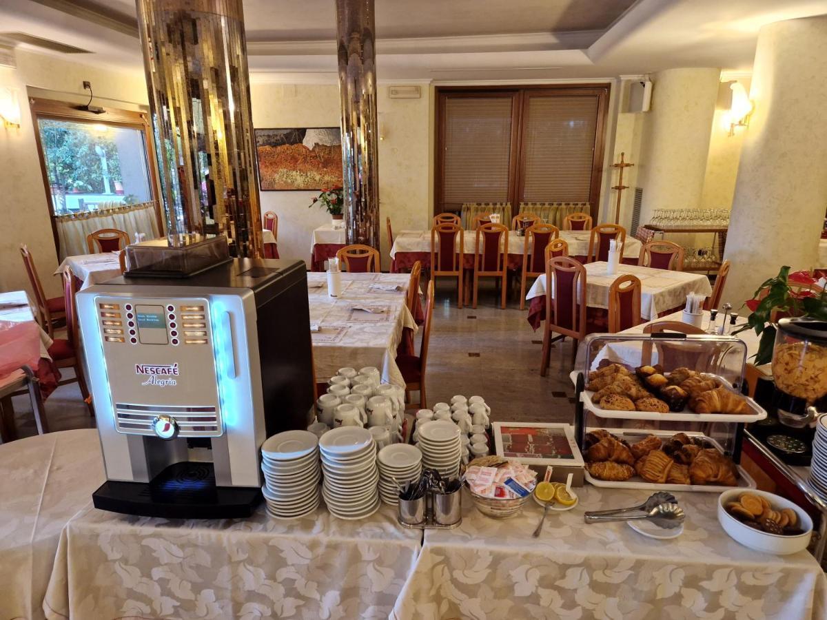 Hotel Ai Sette Nani Sistiana Eksteriør bilde